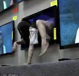 整蛊的吃瓜视频在线观看,笑料百出，欢乐无限